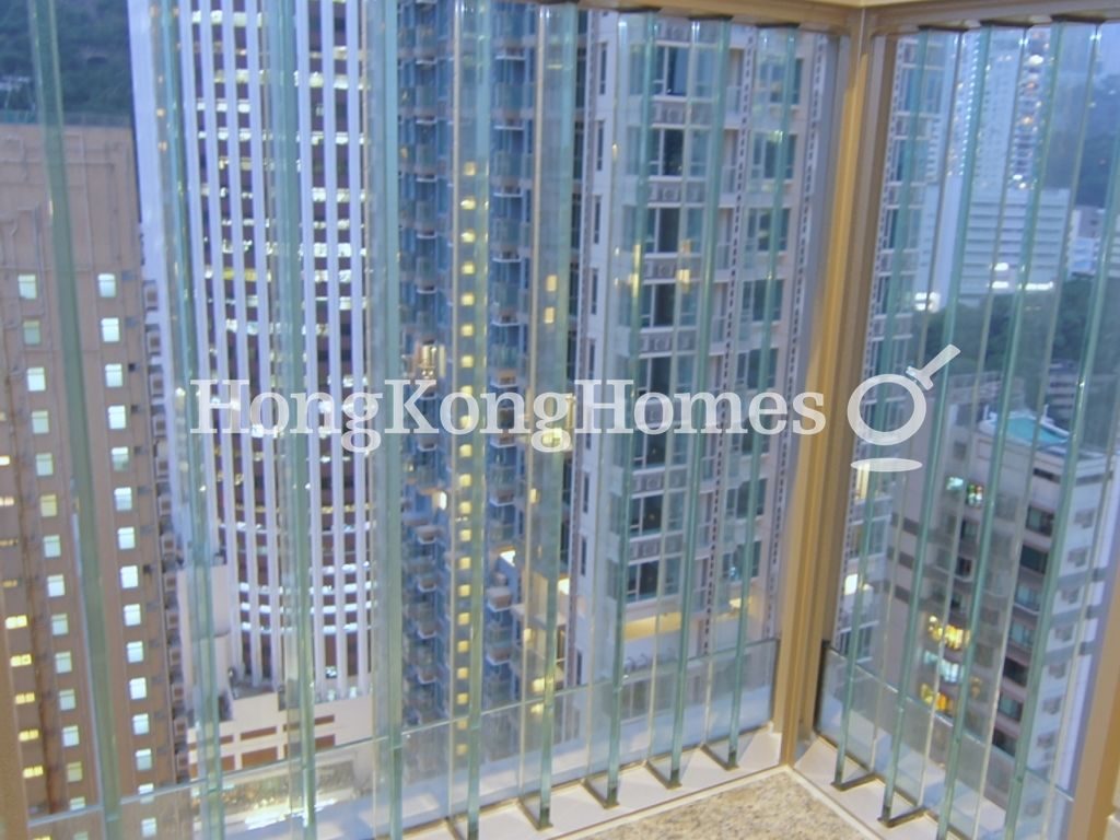Balcony off Master Bedroom — 囍匯 - 第2期- 第3座，灣仔