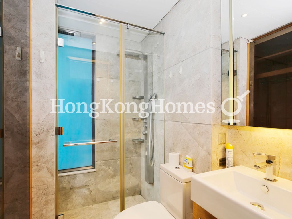 Ensuite Bathroom — 薈臻，西營盤