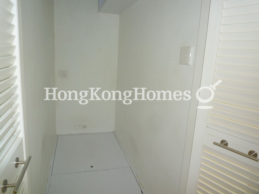 Maid's Room — Goldwin Heights, Mid-levels West