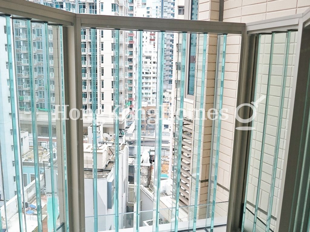 Balcony off Master Bedroom — 囍匯 - 第1期- 第5座，灣仔