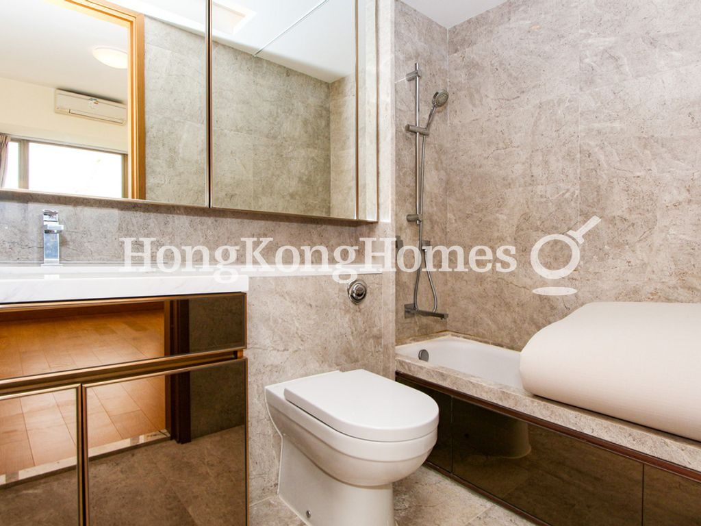 Master Bathroom — 星鑽，西營盤
