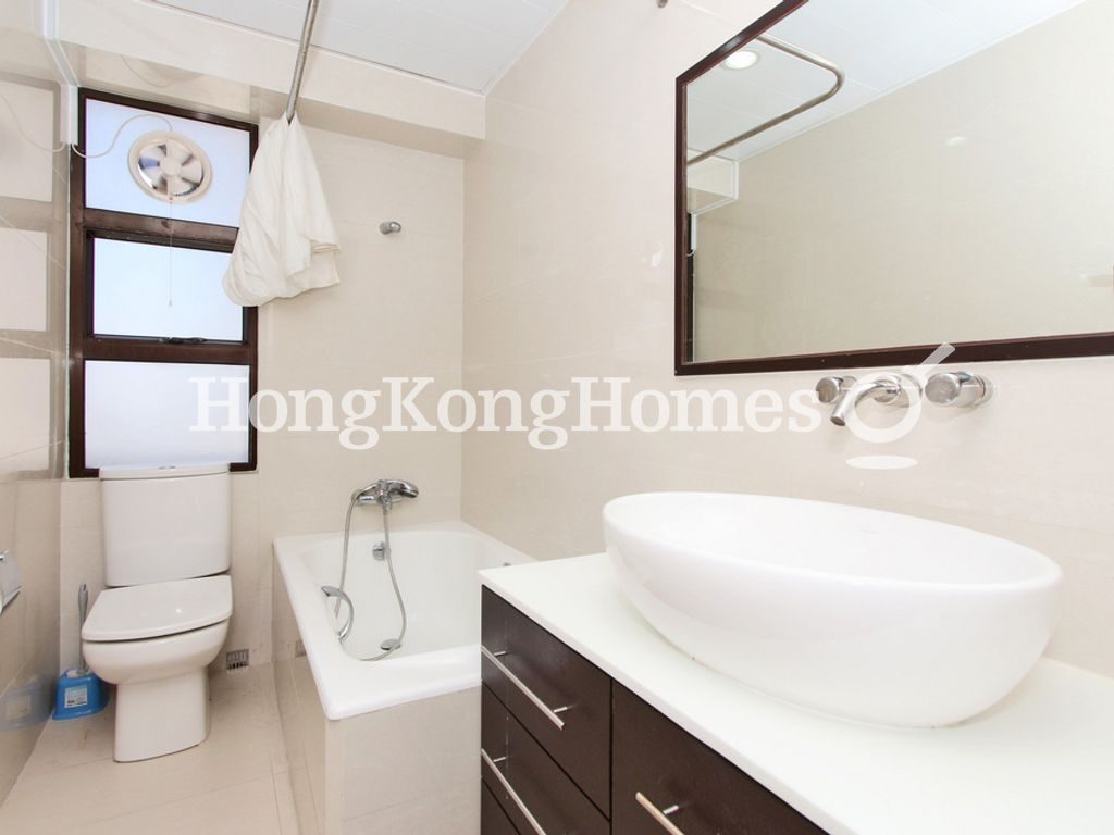 Guest Bathroom — 樂信臺 I，西半山