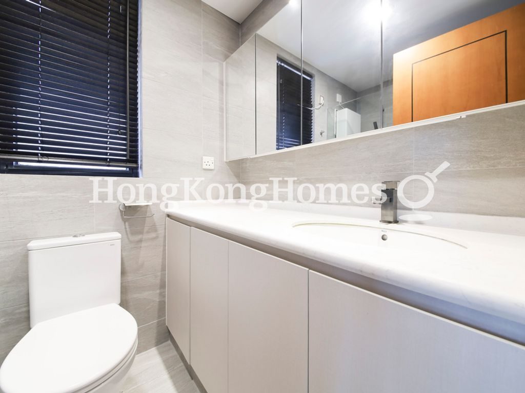 Guest Bathroom — Carmen's Garden - Block 01, Tsim Sha Tsui