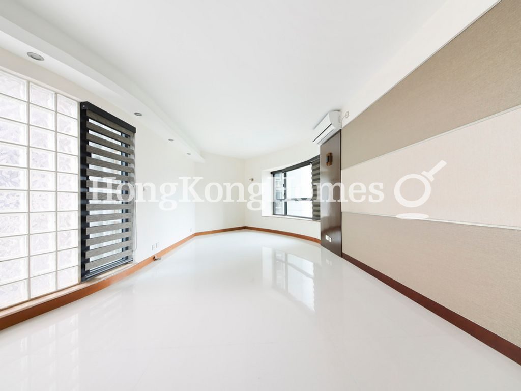 Living and Dining Room — Carmen's Garden - Block 01, Tsim Sha Tsui