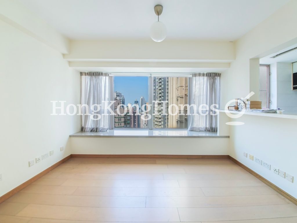 Living and Dining Room — CentrePoint, Central