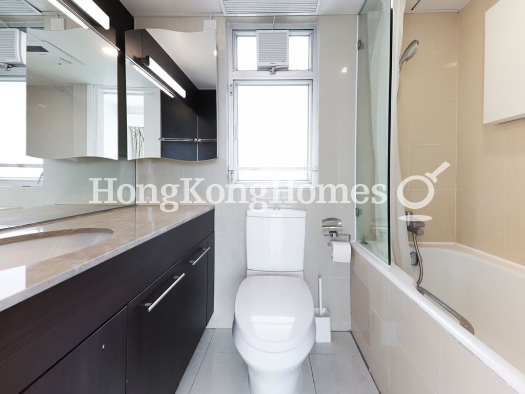 Master Bathroom — Cherry Crest, Sheung Wan