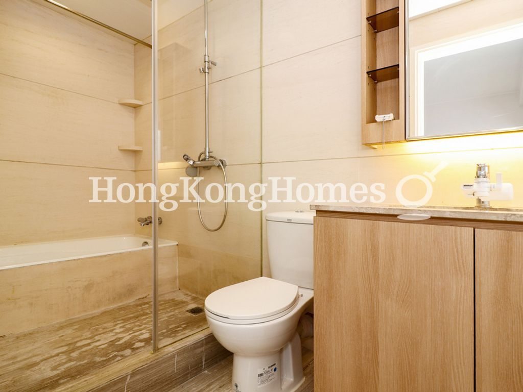 Master Bathroom — 年達閣，跑馬地