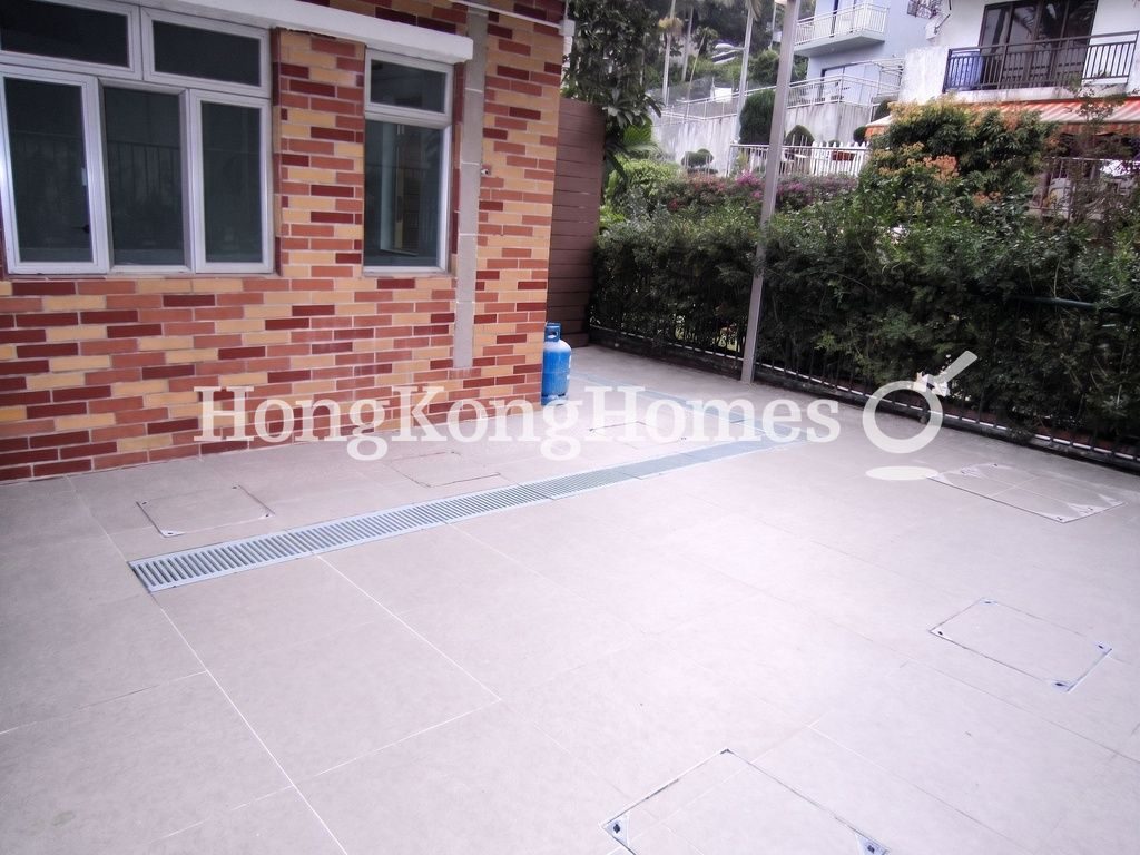 Private Frontyard — 孟公屋 - 坑尾頂村，清水灣