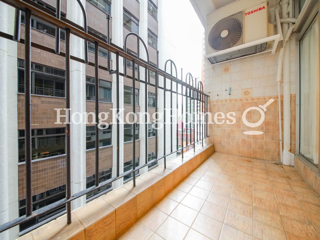 Balcony off Living and Dining Room — Phoenix Court - Block 04, Mid-levels East