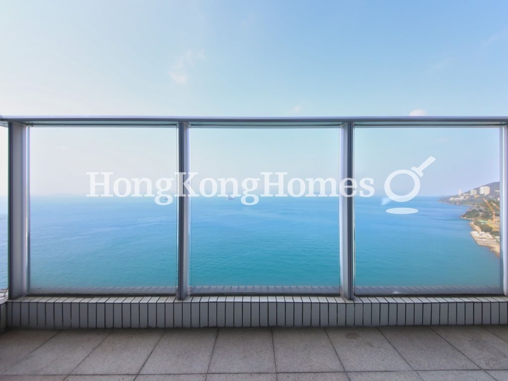 Balcony off Living and Dining Room — 貝沙灣 04期, 南灣，薄扶林