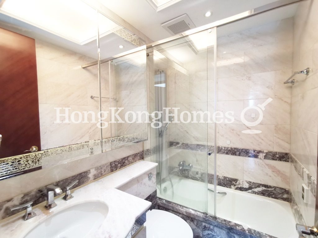 Master Bathroom — 御金‧國峰 - 第2座，油麻地