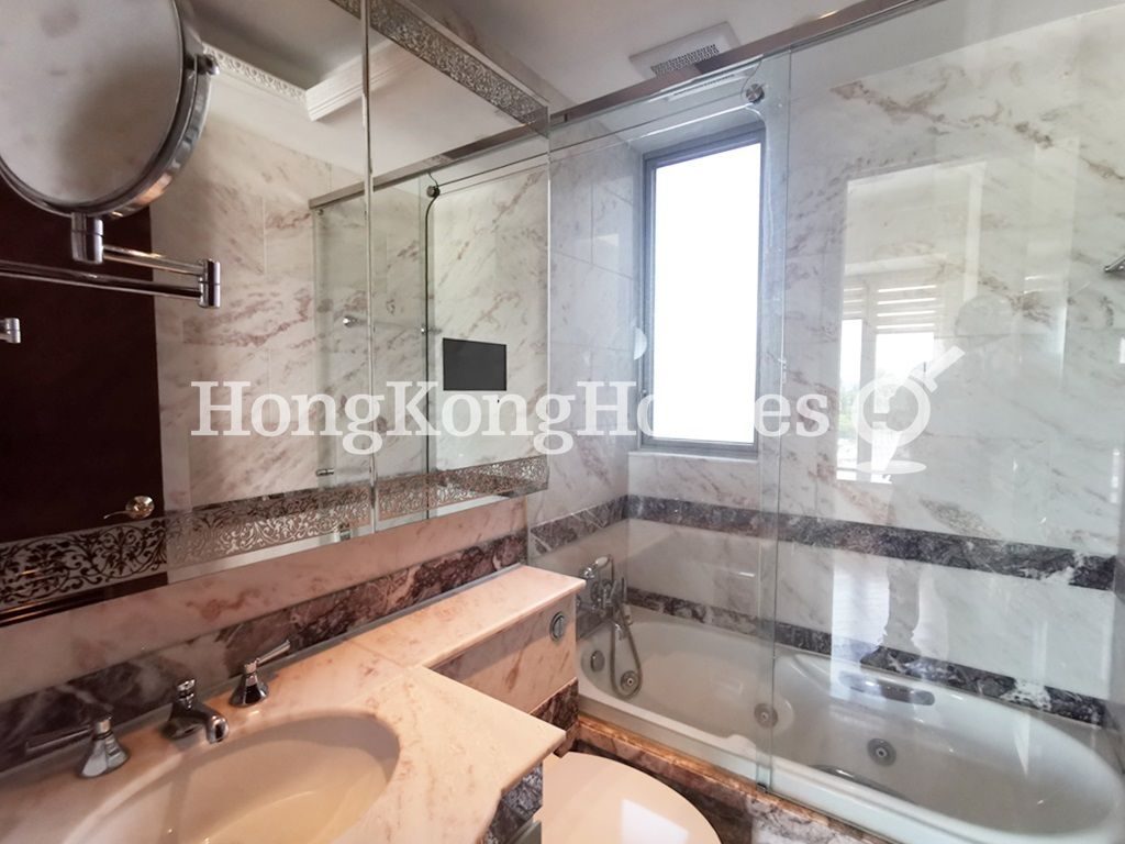 Guest Bathroom — 御金‧國峰 - 第2座，油麻地