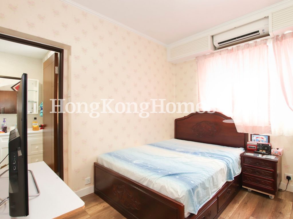 Master Bedroom — Wing Fook Court, Mid-levels Central