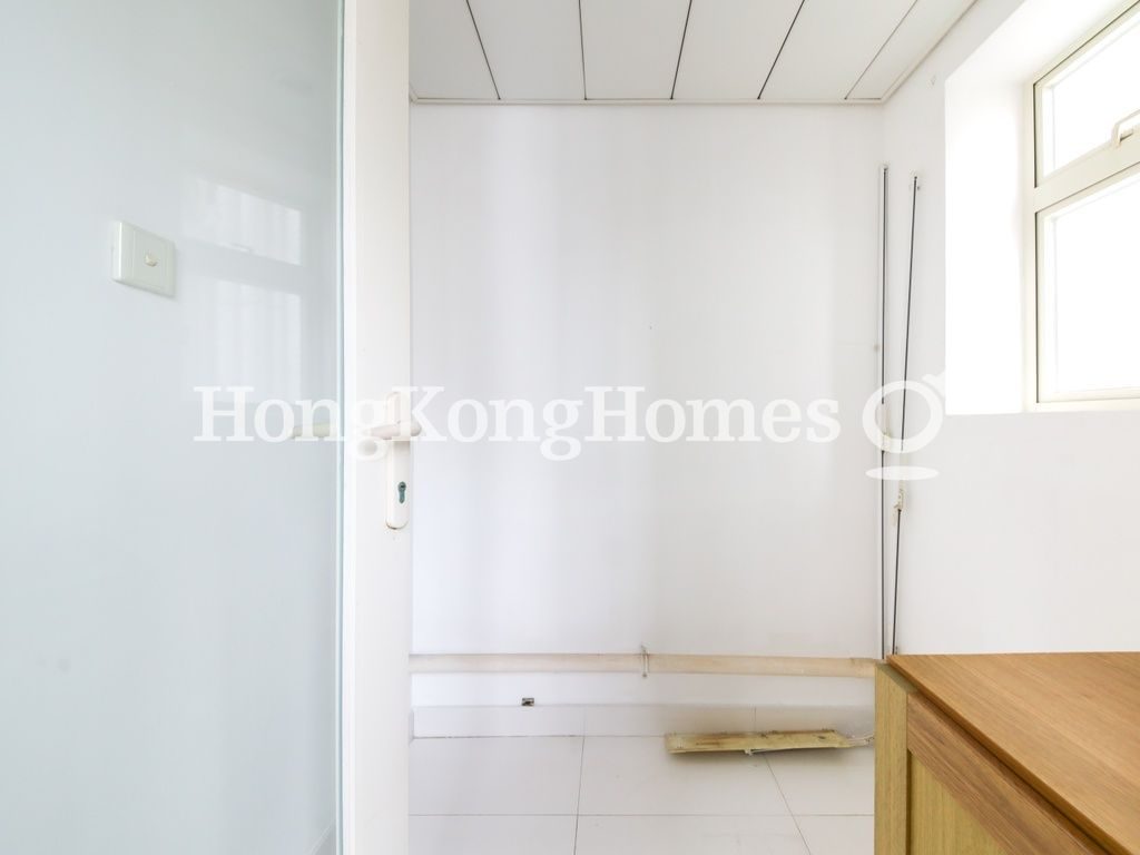 Maid's Room — CentreStage - Block 02, Central