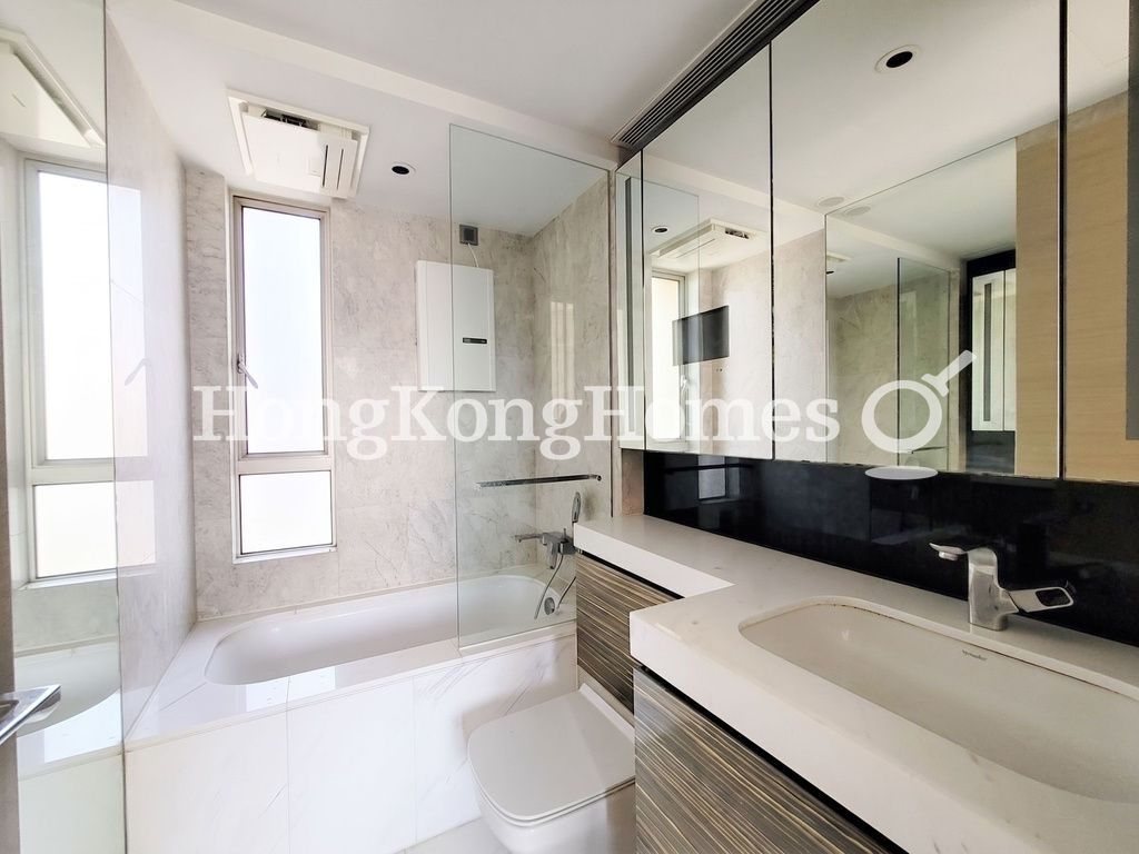 Master Bathroom — 凱譽，尖沙咀