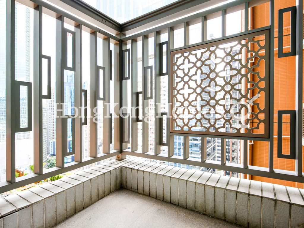 Balcony off Living and Dining Room — Diva，北角
