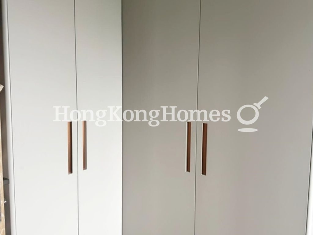 Built-in Wardrobe in Master Bedroom — Mount Pavilia - Tower 17, Clear Water Bay