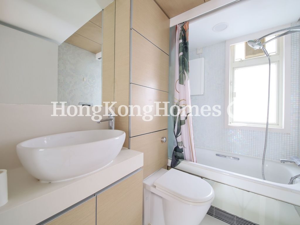 Guest Bathroom — CentreStage - Block 02, Central