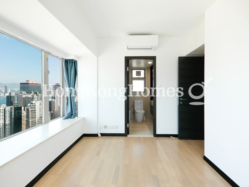 Master Bedroom — Centre Place, Sai Ying Pun