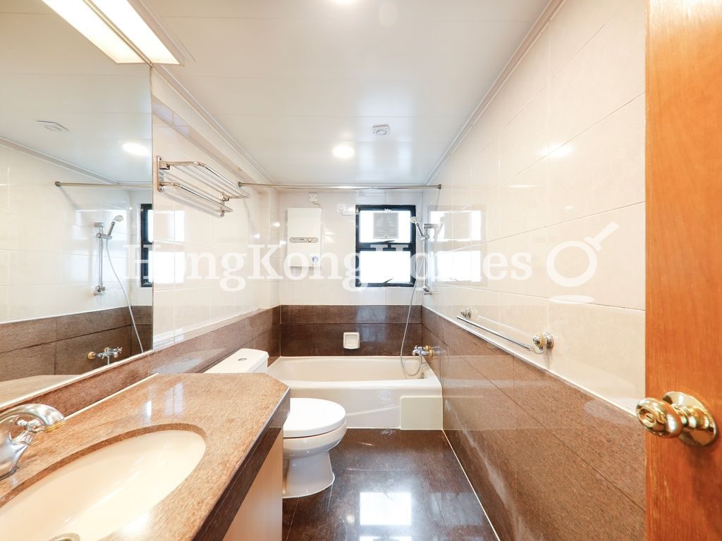 Master Bathroom — 帝豪閣 A座，西半山