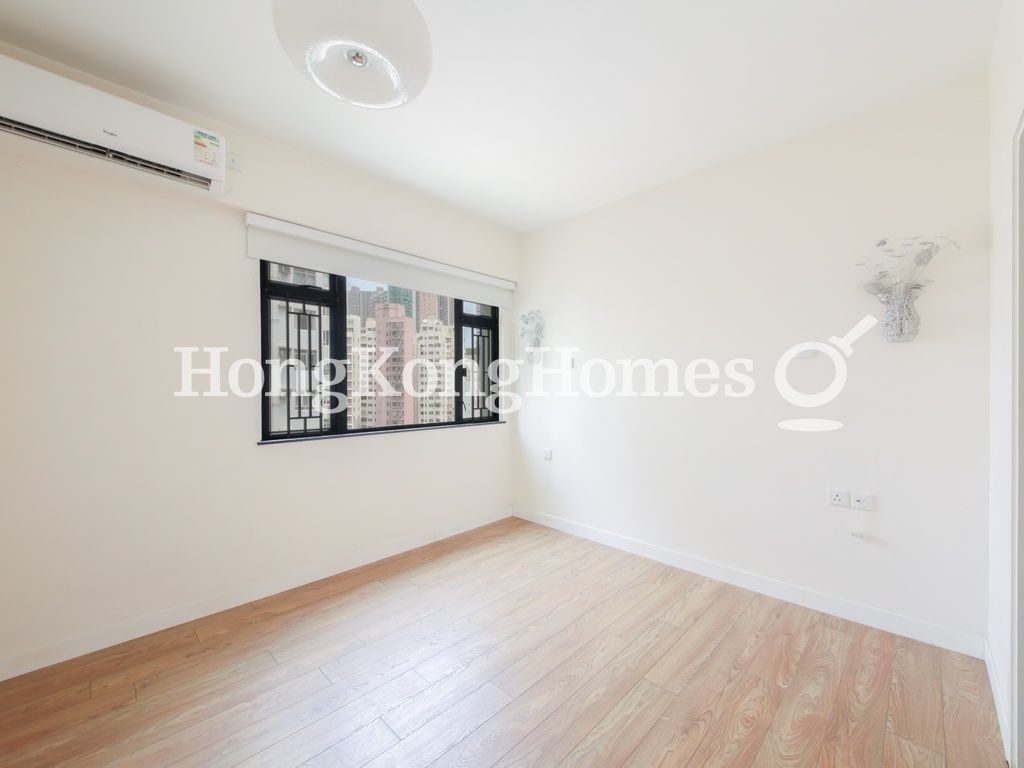 Master Bedroom — La Vogue Court, Happy Valley