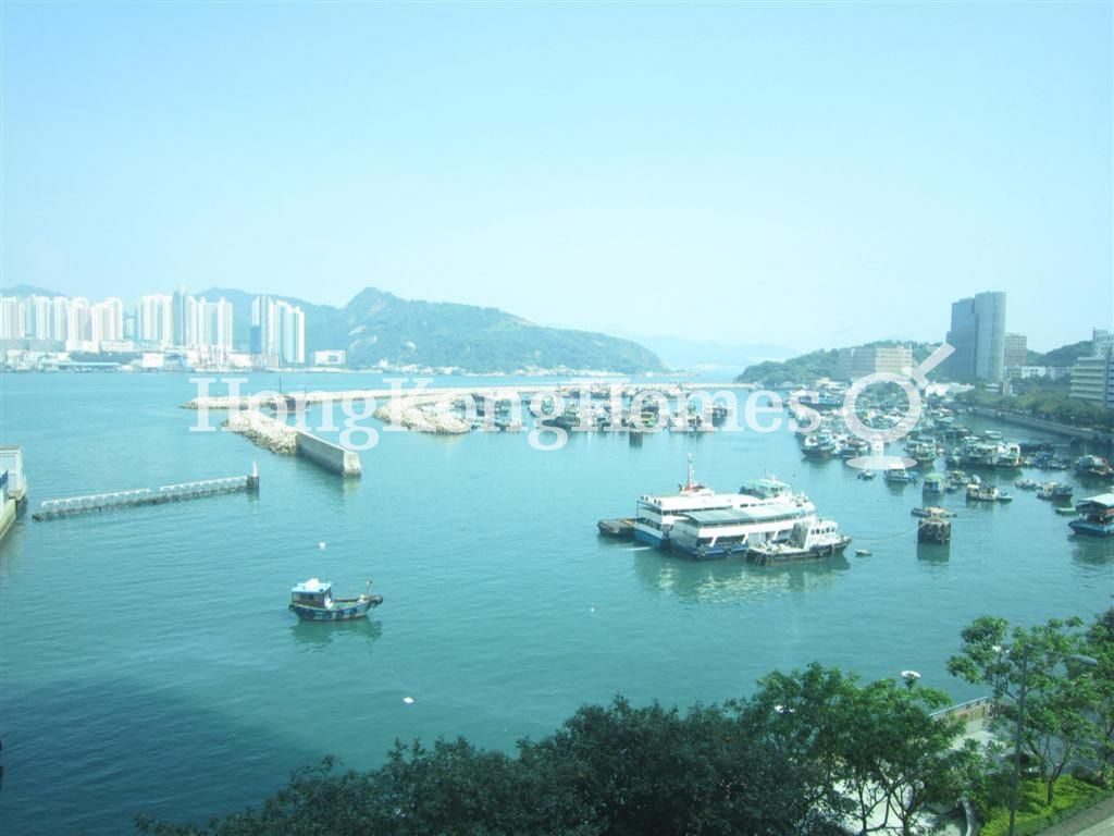 Guest Bathroom — 逸濤灣 - 01座, 春瑤軒，筲箕灣