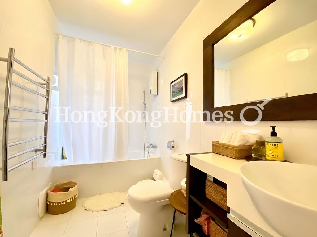 Guest Bathroom — 茅莆，清水灣