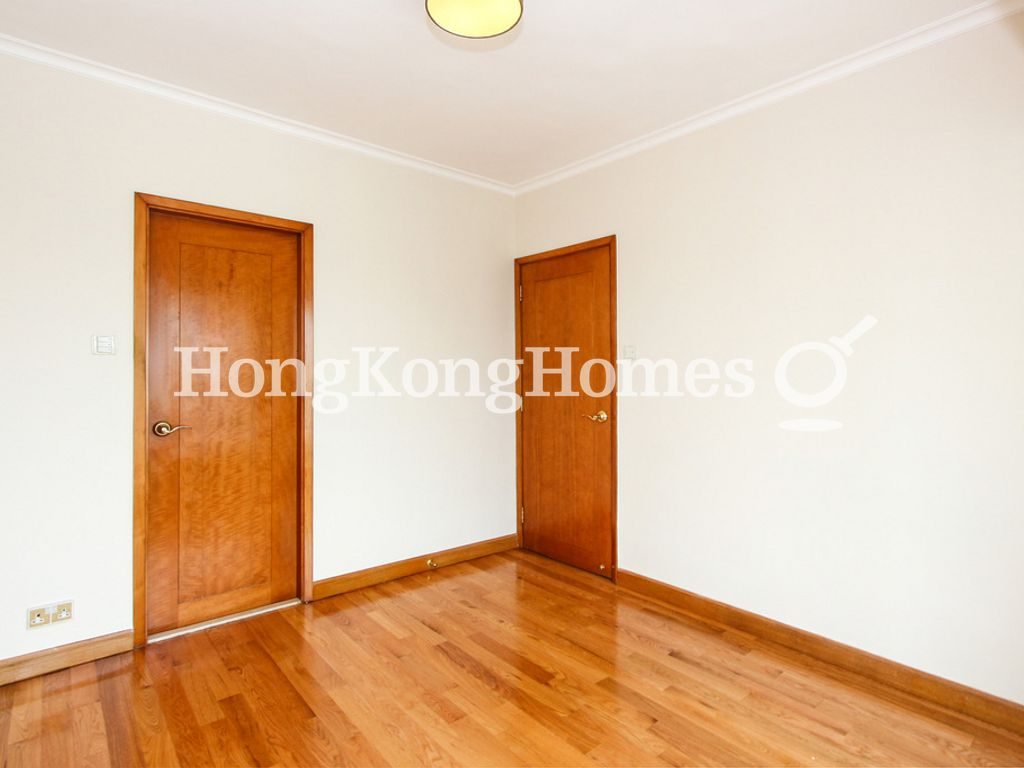 Master Bedroom — University Heights - Block 02, Pokfulam