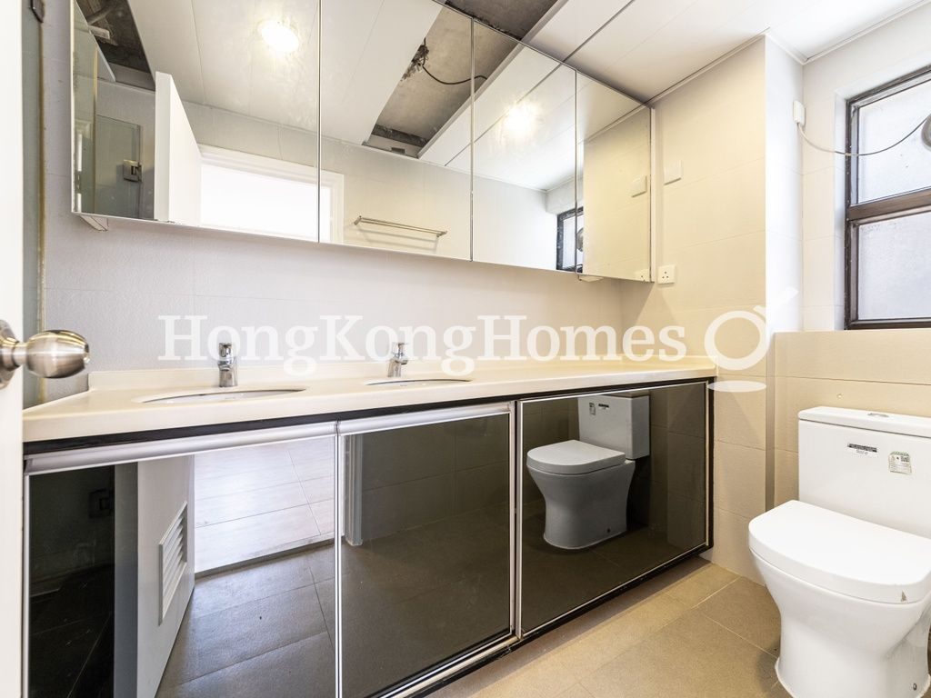 Master Bathroom — 寧養臺 - A座，西半山