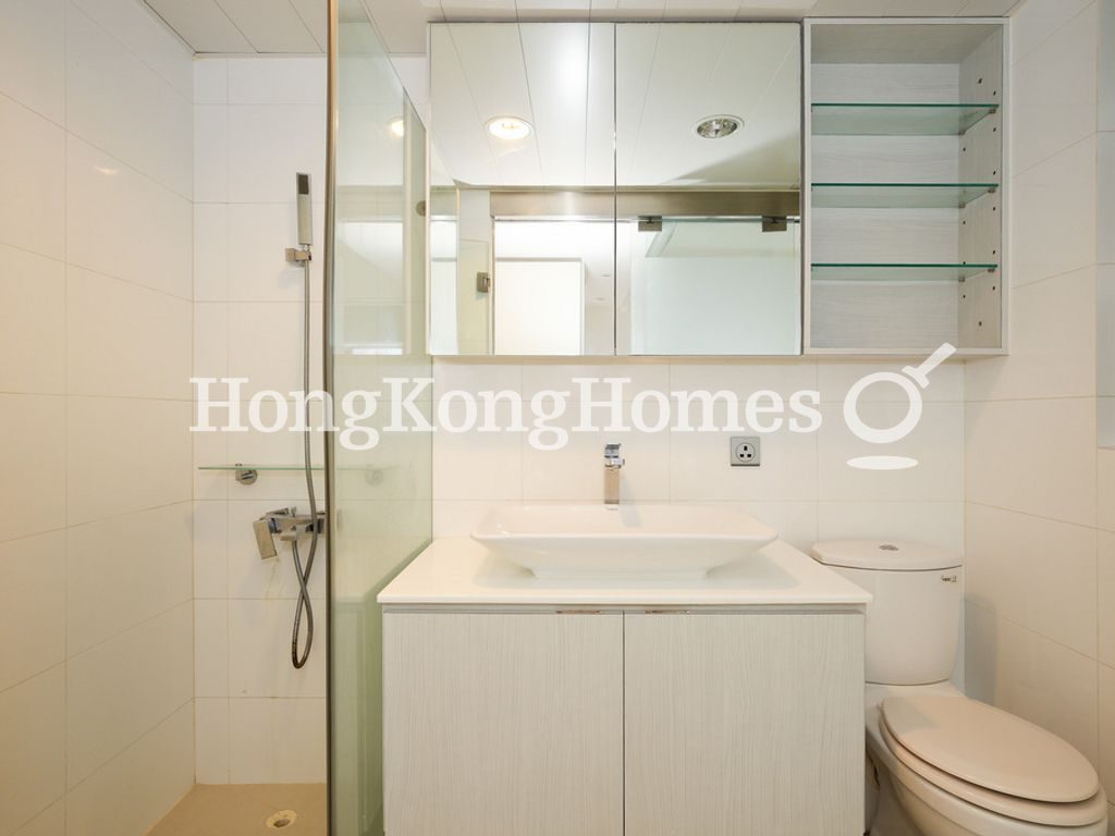 Ensuite Bathroom — 景祥大樓，跑馬地