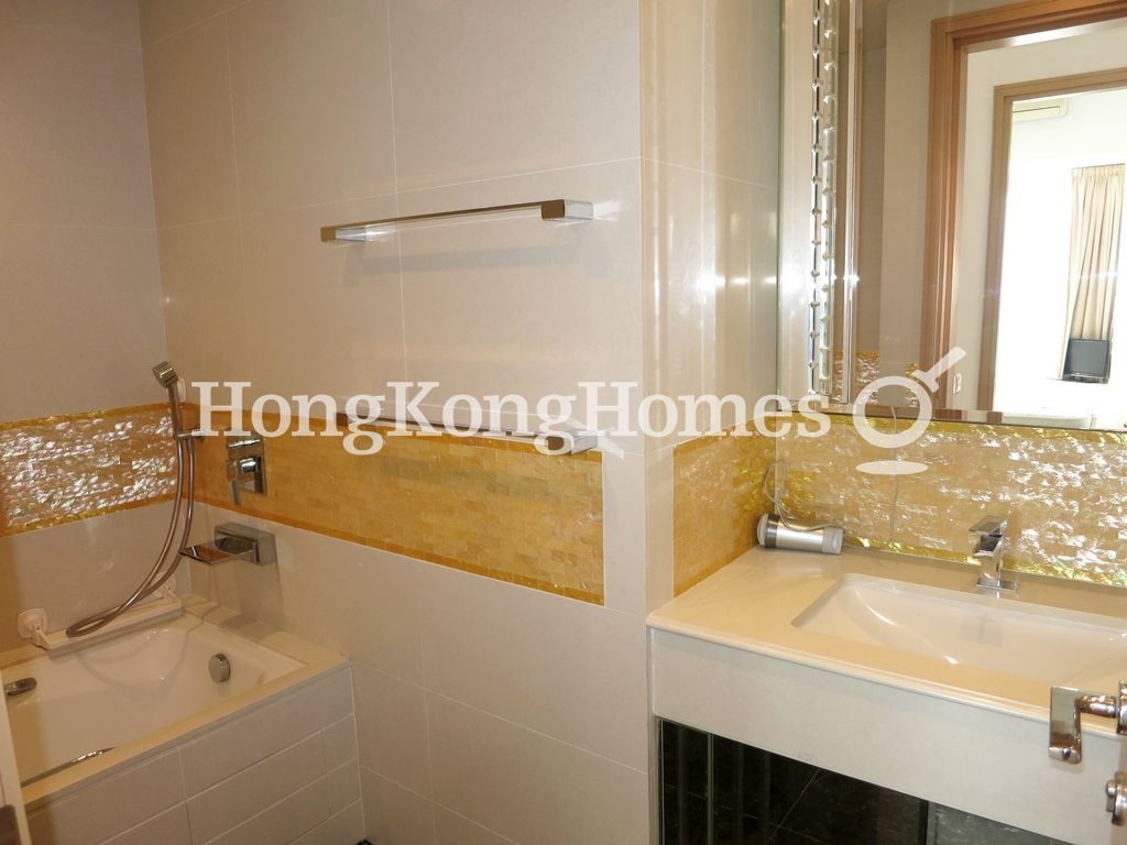 Guest Bathroom — 名鑄，尖沙咀
