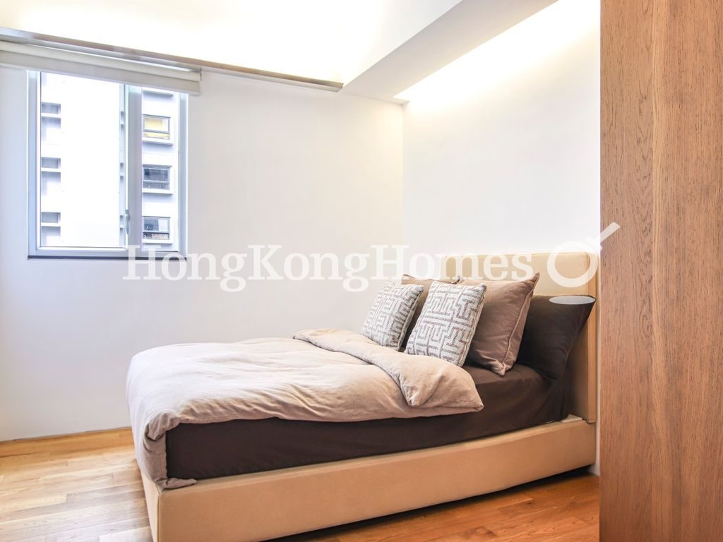 Second Bedroom — 荷塘苑，跑馬地