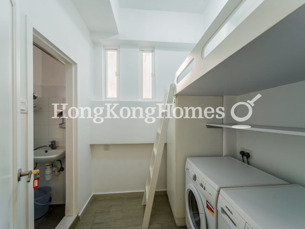 Maid's Room — 梅苑，大坑