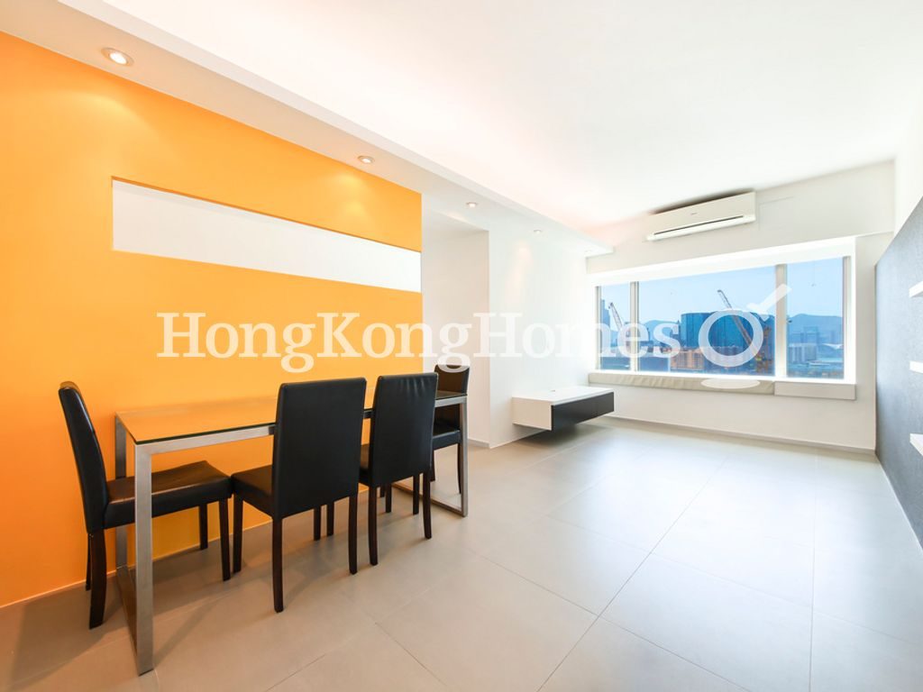 Living and Dining Room — Sorrento Tower - 6, Tsim Sha Tsui