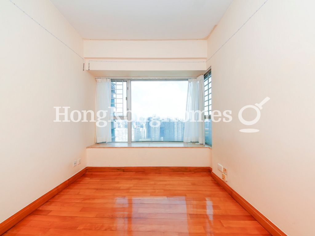 Third Bedroom — The Waterfront - Block 02, Tsim Sha Tsui