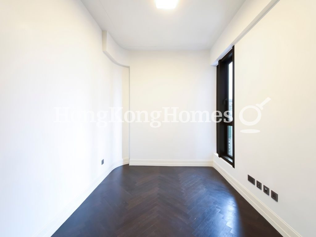 Second Bedroom — Castle One，西半山