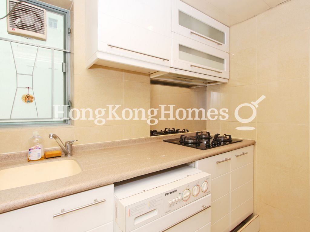 Kitchen — Queen's Terrace - Tower 02, Sheung Wan
