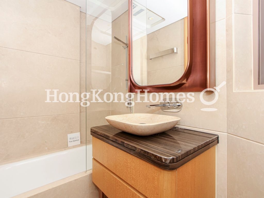 Master Bathroom — 加多近山，西環堅尼地城