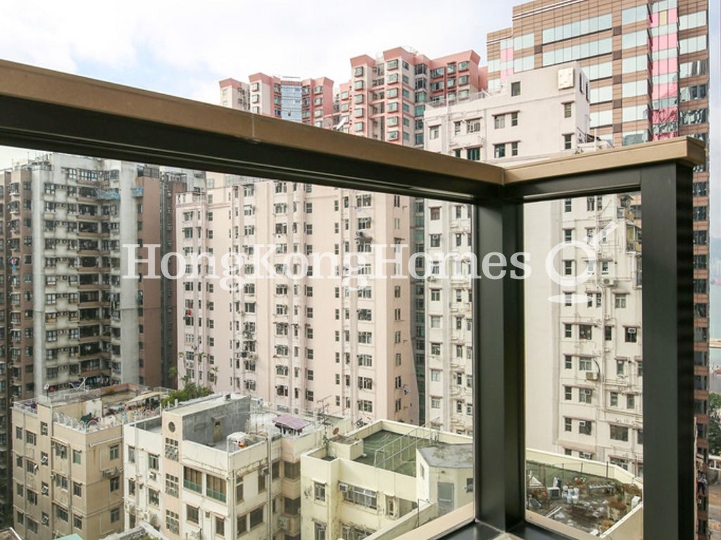 Balcony off Living and Dining Room — 柏蔚山，北角