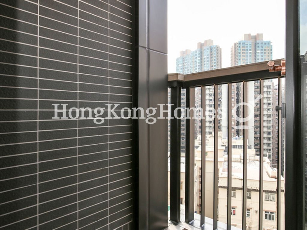 Balcony off Kitchen — 柏蔚山，北角