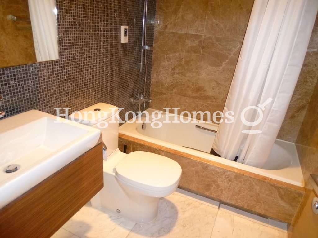 Guest Bathroom — Harbour One, Western / Kennedy Town