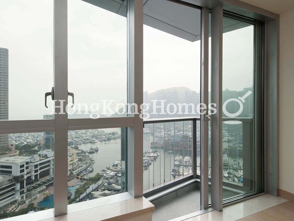 Balcony off Master Bedroom — 深灣9號 - 第9座，黃竹坑
