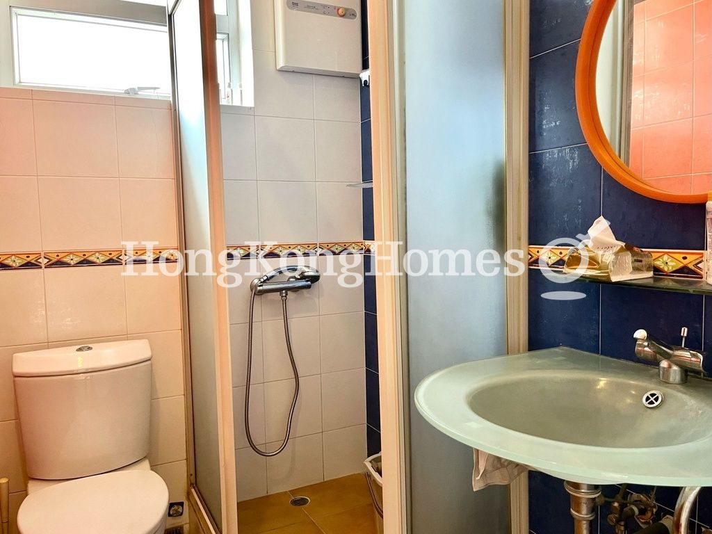 Guest Bathroom — 年豐園 - 第01座，西半山