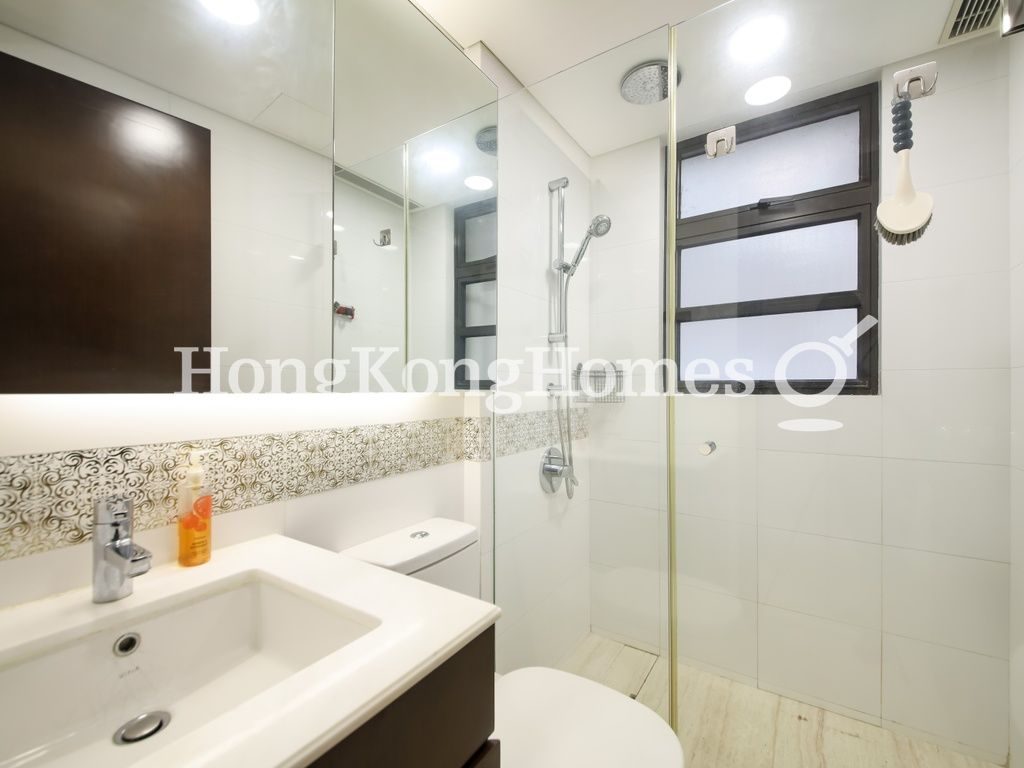 Guest Bathroom — The Babington，西半山