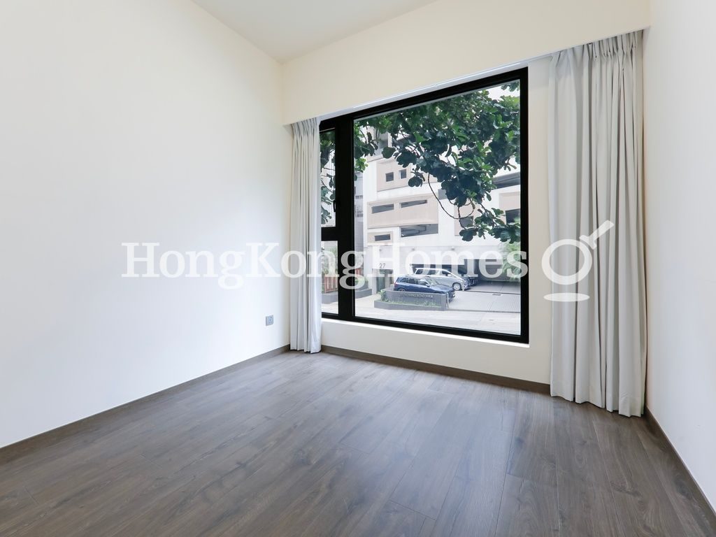 Third Bedroom — C C Lodge, Tai Hang
