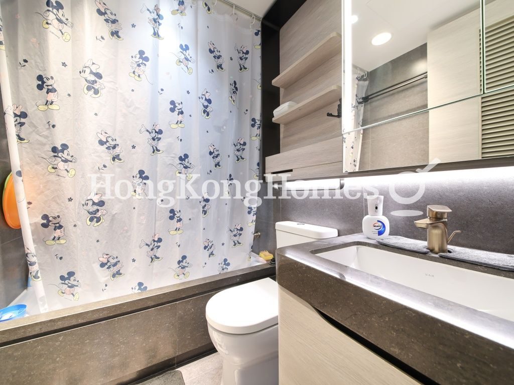 Guest Bathroom — 柏蔚山，北角