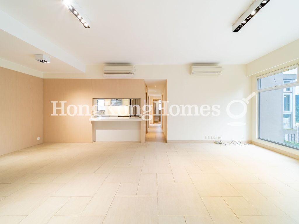 Living and Dining Room — Royal Forest - Block 01, Shatin