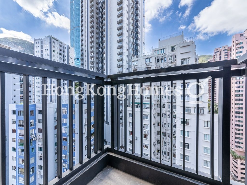 Balcony off Master Bathroom — The Aster，跑馬地