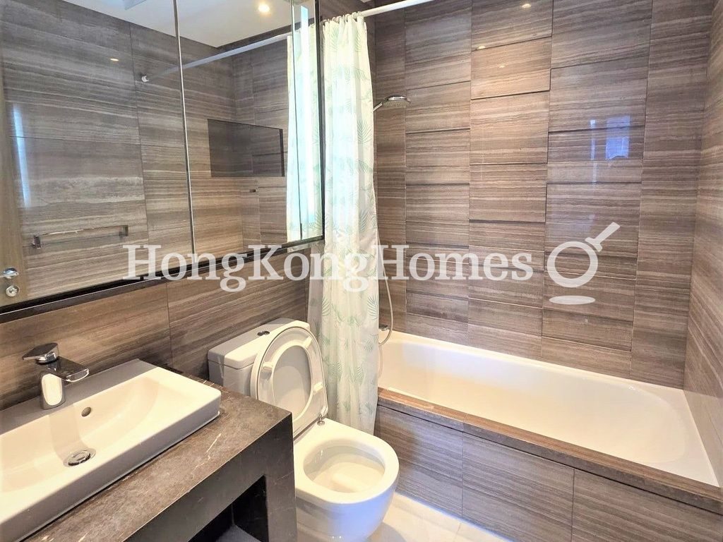 Master Bathroom — The Austin - Phase 1 - Tower 5，尖沙咀