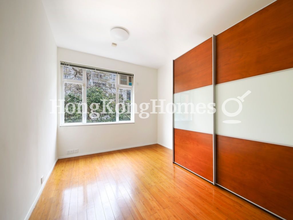 Second Ensuite Bedroom — 箕璉坊21-25號，跑馬地
